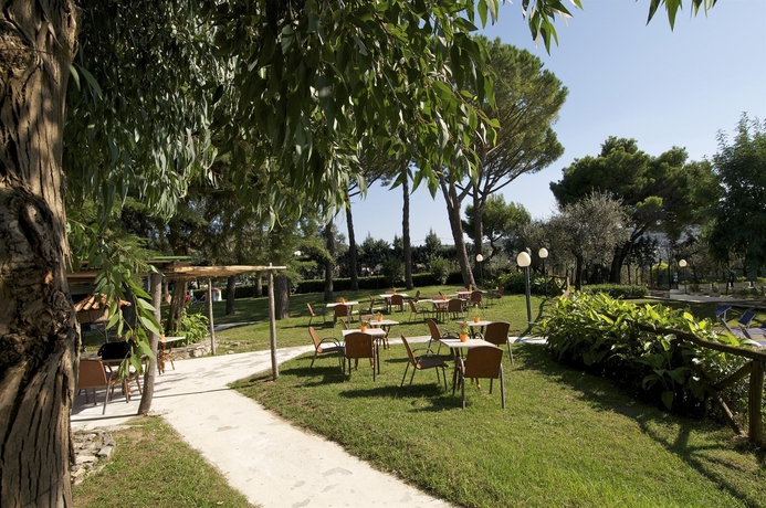 Imagen de los exteriores del Hotel Relais Freedom Club. Foto 8