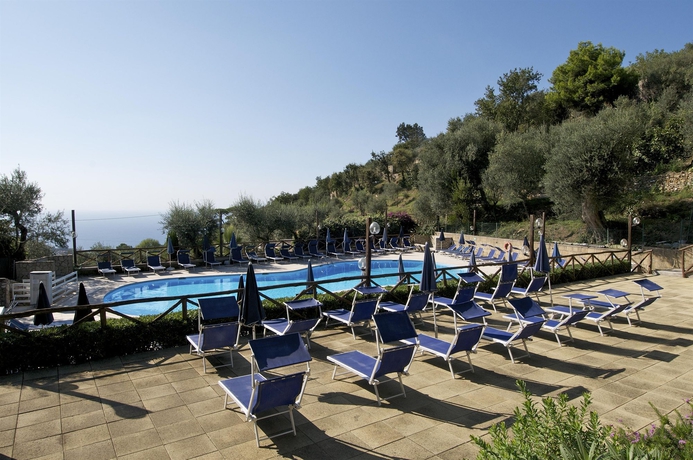 Imagen de la piscina del Hotel Relais Freedom Club. Foto 16