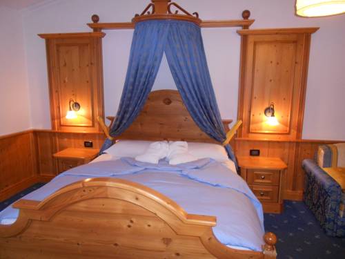 Imagen de la habitación del Hotel Relais Gr&uuml;nwald. Foto 10
