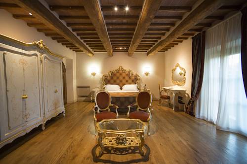 Imagen de la habitación del Hotel Relais La Corte Dei Papi. Foto 10