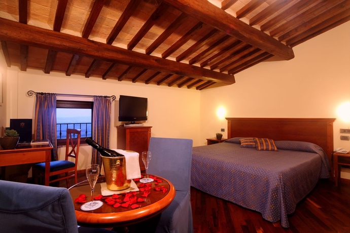 Imagen de la habitación del Hotel Relais La Corte Di Bettona. Foto 6