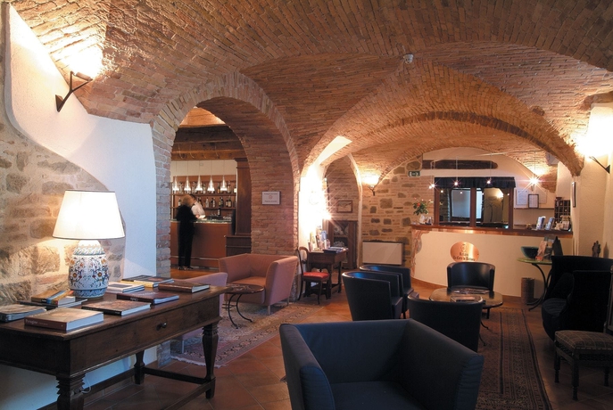 Imagen de los interiores del Hotel Relais La Corte Di Bettona. Foto 12