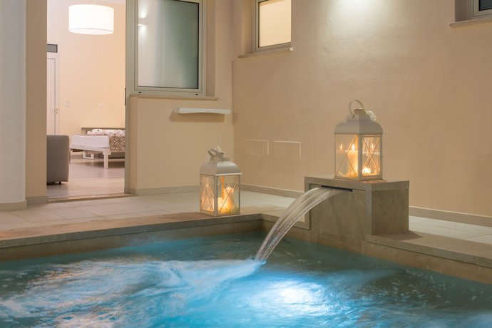 Imagen de la habitación del Hotel Relais Masseria Casina Dei Cari. Foto 4