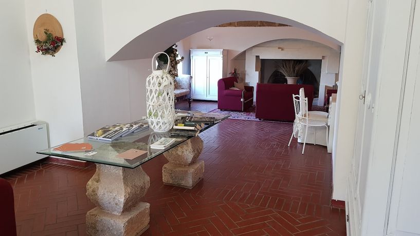 Imagen de los interiores del Hotel Relais Masseria Casina Dei Cari. Foto 19