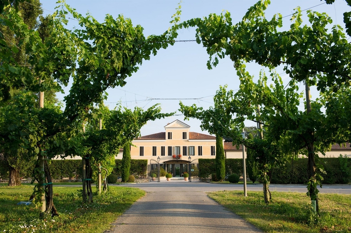 Imagen de los exteriores del Hotel Relais Monaco Country and Spa. Foto 11