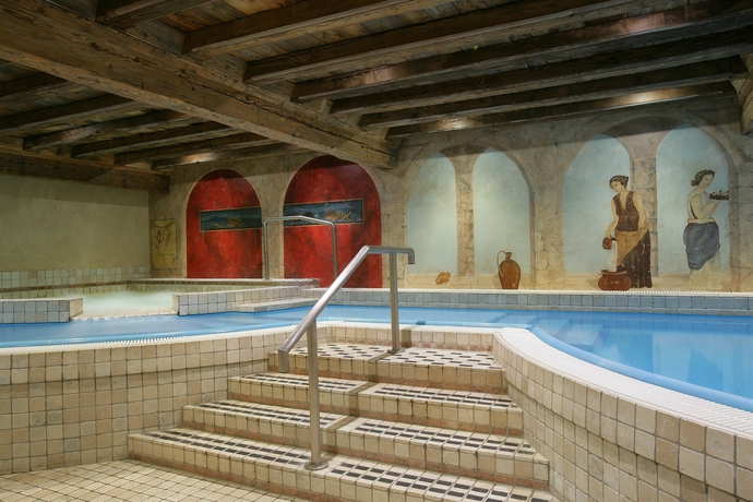 Imagen de la piscina del Hotel Relais Mont Blanc and Spa. Foto 16