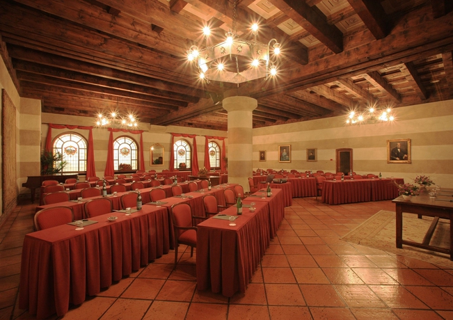 Imagen de los interiores del Hotel Relais Mont Blanc and Spa. Foto 12