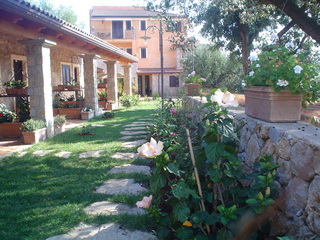 Imagen de los exteriores del Hotel Relais Pian Delle Starze. Foto 8