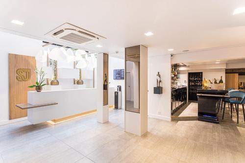 Imagen general del Hotel Relais Saint Jean Troyes. Foto 2