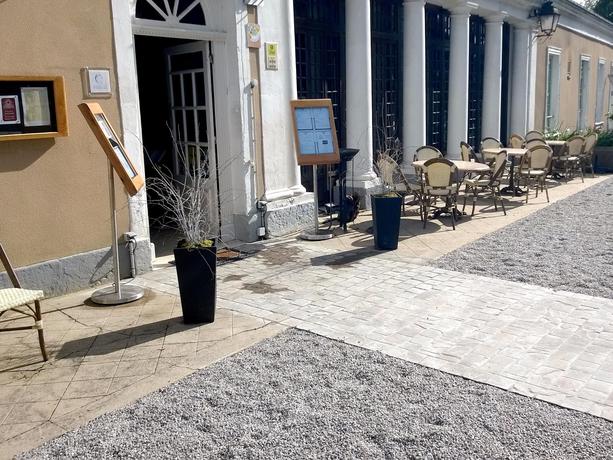 Imagen de los exteriores del Hotel Relais Saint Louis. Foto 7