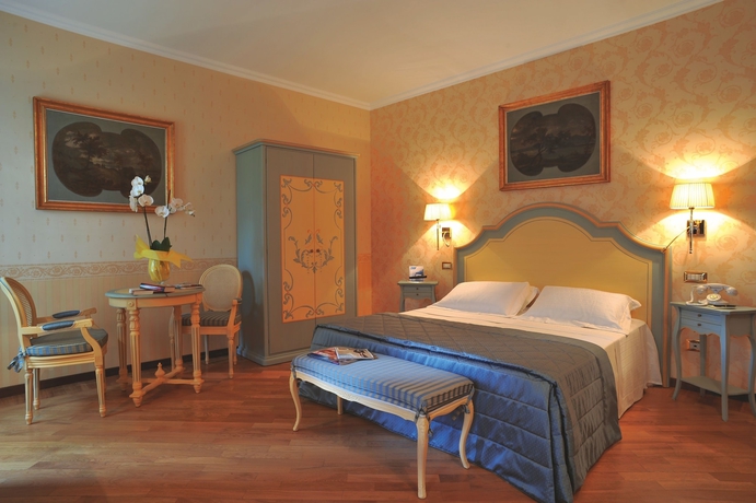 Imagen de la habitación del Hotel Relais San Clemente. Foto 2