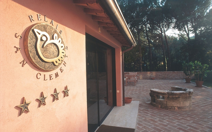 Imagen de los interiores del Hotel Relais San Clemente. Foto 17