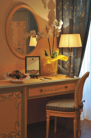 Imagen de la habitación del Hotel Relais San Clemente. Foto 13