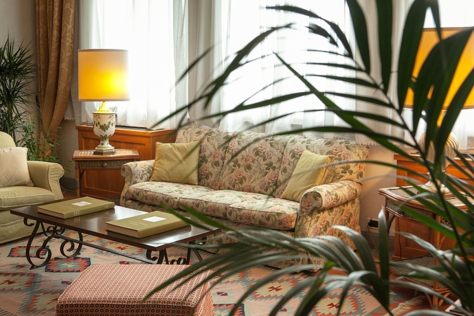 Imagen de los interiores del Hotel Relais Santa Chiara - Tuscany Charme. Foto 19