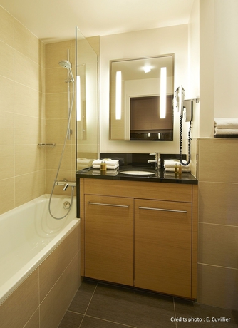 Imagen de la habitación del Hotel Relais Spa Val D'europe. Foto 15