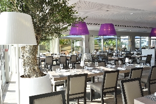 Imagen general del Hotel Relais Thalasso Château Des Tourelles. Foto 13