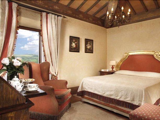 Imagen de la habitación del Hotel Relais Todini. Foto 3