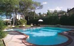 Imagen de la piscina del Hotel Relais Villa Bianca. Foto 4