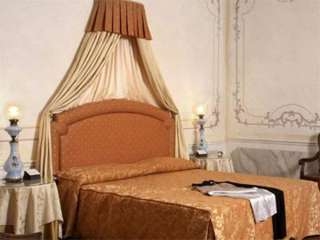 Imagen general del Hotel Relais Villa Cornèr Della Regina. Foto 5