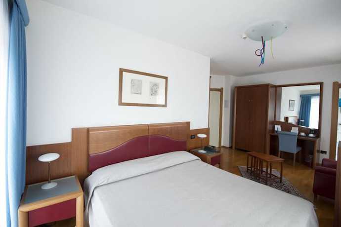 Imagen de la habitación del Hotel Relais Villa Matarazzo. Foto 4