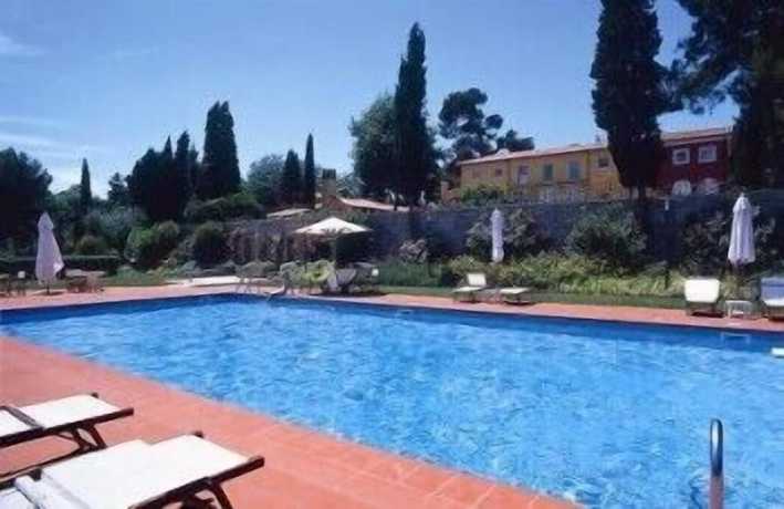 Imagen de la piscina del Hotel Relais Villa Matarazzo. Foto 19