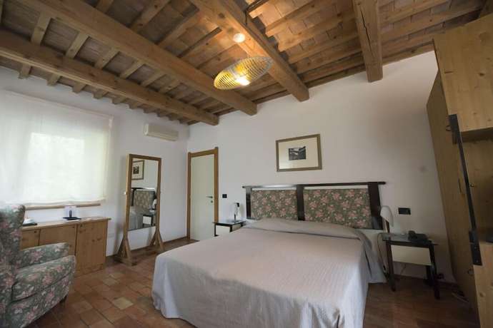 Imagen de la habitación del Hotel Relais Villa Matarazzo. Foto 11