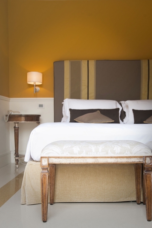 Imagen de la habitación del Hotel Relais Villa Valfiore. Foto 13