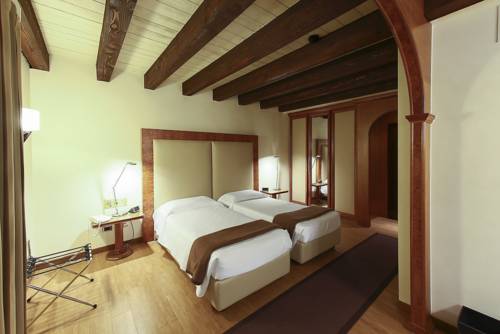 Imagen de la habitación del Hotel Relais Villabella. Foto 8