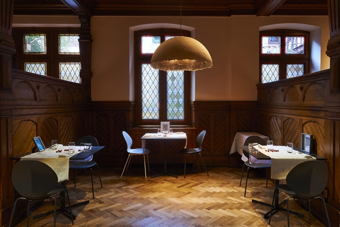 Imagen del bar/restaurante del Hotel Relais & Châteaux La Maison Des Têtes. Foto 7