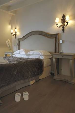 Imagen de la habitación del Hotel Relais & Châteaux Le Brittany & Spa. Foto 5