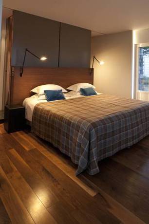 Imagen de la habitación del Hotel Relais & Châteaux Le Brittany & Spa. Foto 13