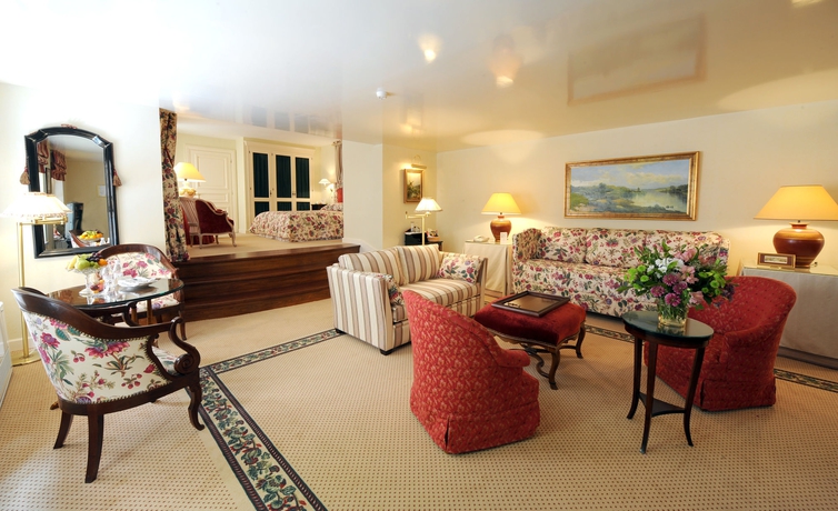 Imagen de los interiores del Hotel Relais & Châteaux Stikliai. Foto 12