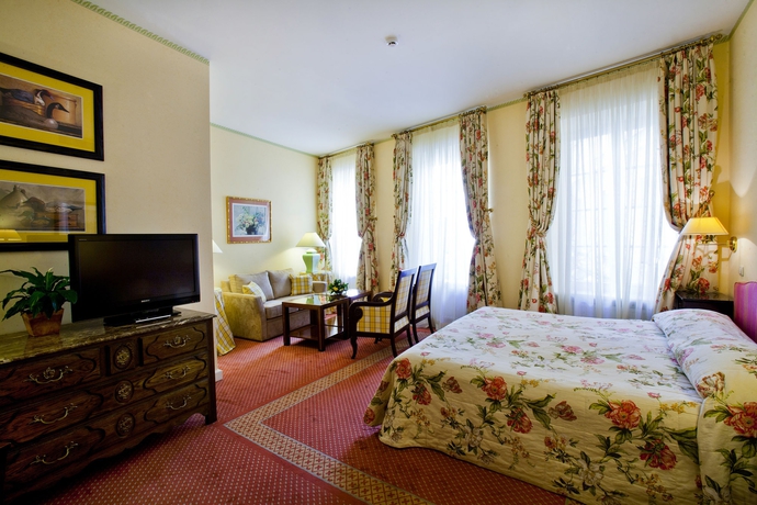 Imagen de la habitación del Hotel Relais & Châteaux Stikliai. Foto 8