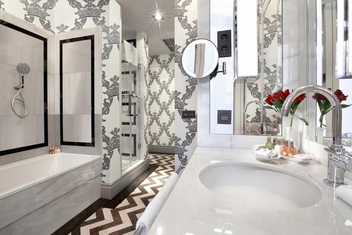 Imagen de la habitación del Hotel Relais & Chateaux Heritage Madrid. Foto 7