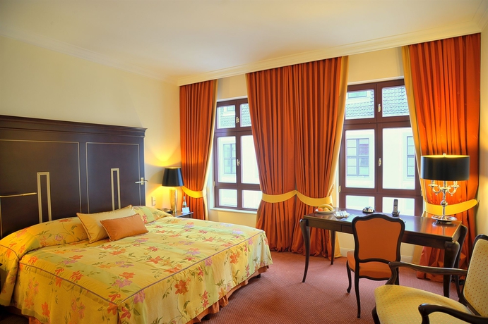 Imagen de la habitación del Hotel Relais and Châteaux Bülow Palais. Foto 4