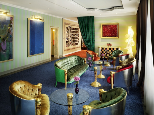 Imagen de los interiores del Hotel Relais and Châteaux Bülow Palais. Foto 16