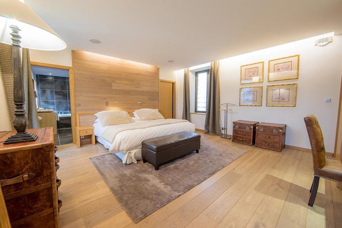 Imagen de la habitación del Hotel Relais and Ch&acirc;teaux Ch&acirc;teau des Avenieres. Foto 4