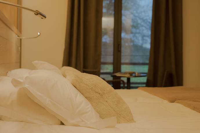 Imagen de la habitación del Hotel Relais and Ch&acirc;teaux Ch&acirc;teau des Avenieres. Foto 10