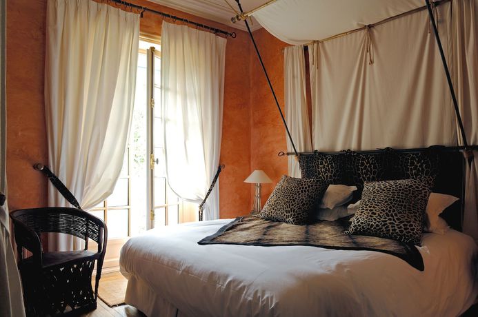 Imagen de la habitación del Hotel Relais and Ch&acirc;teaux Ch&acirc;teau des Avenieres. Foto 14