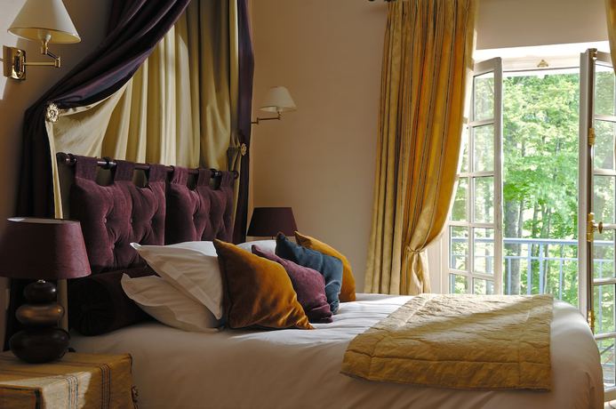 Imagen de la habitación del Hotel Relais and Ch&acirc;teaux Ch&acirc;teau des Avenieres. Foto 19