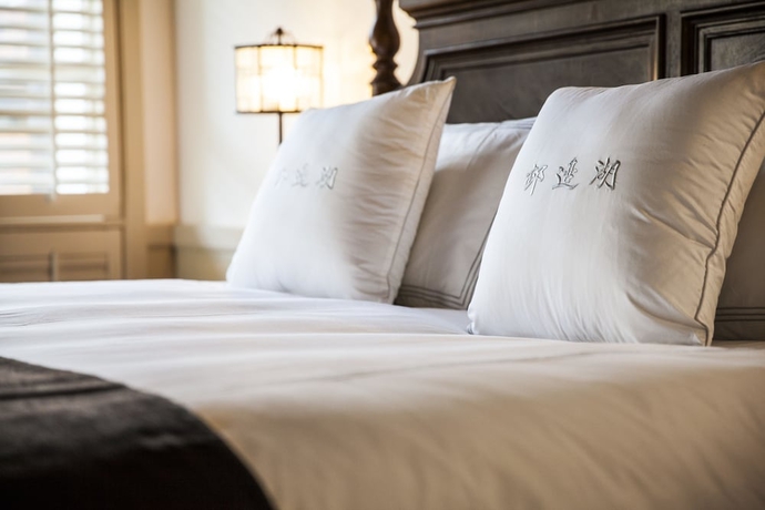 Imagen de la habitación del Hotel Relais and Chateaux Chaptel Hangzhou. Foto 4