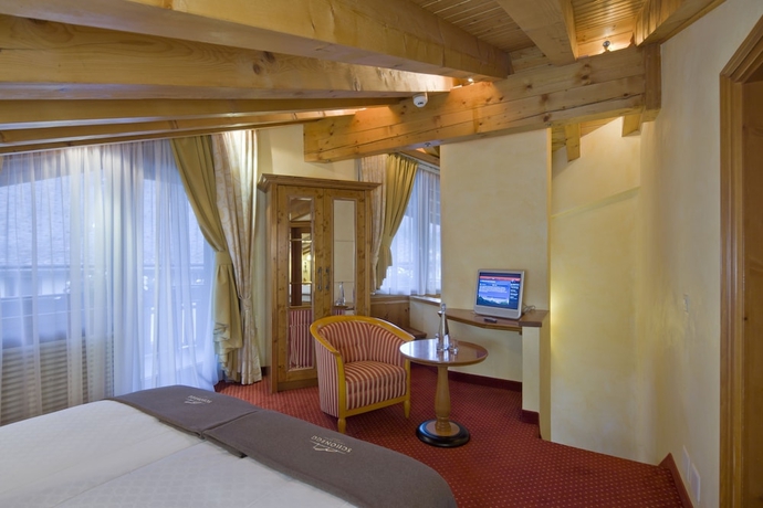 Imagen de la habitación del Hotel Relais and Chateaux Schönegg. Foto 15