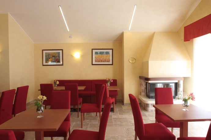 Imagen de los interiores del Hotel Relais dei Normanni. Foto 18