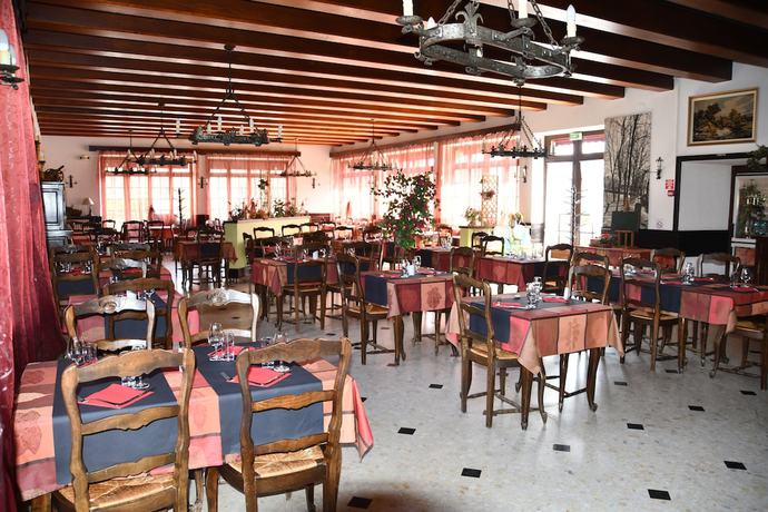 Imagen del bar/restaurante del Hotel Relais du bois du four. Foto 6