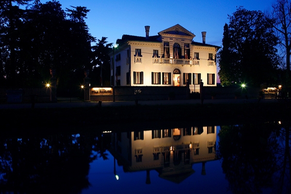 Imagen general del Hotel Relais et Châteaux Villa Franceschi. Foto 1