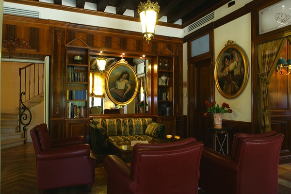 Imagen general del Hotel Relais et Ch&acirc;teaux Villa Franceschi. Foto 3
