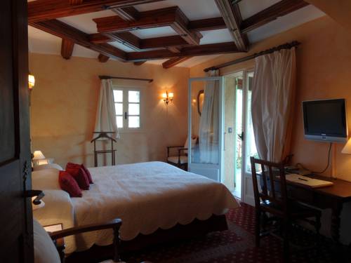 Imagen de la habitación del Hotel Relais et Chateaux La Bonne Étape. Foto 5