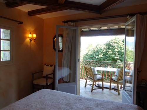 Imagen de la habitación del Hotel Relais et Chateaux La Bonne Étape. Foto 6