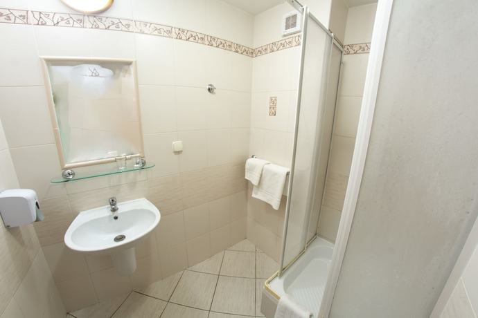 Imagen de la habitación del Hotel Relax Avena. Foto 10