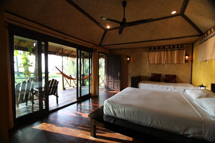 Imagen de la habitación del Hotel Relax Bay Resort. Foto 5